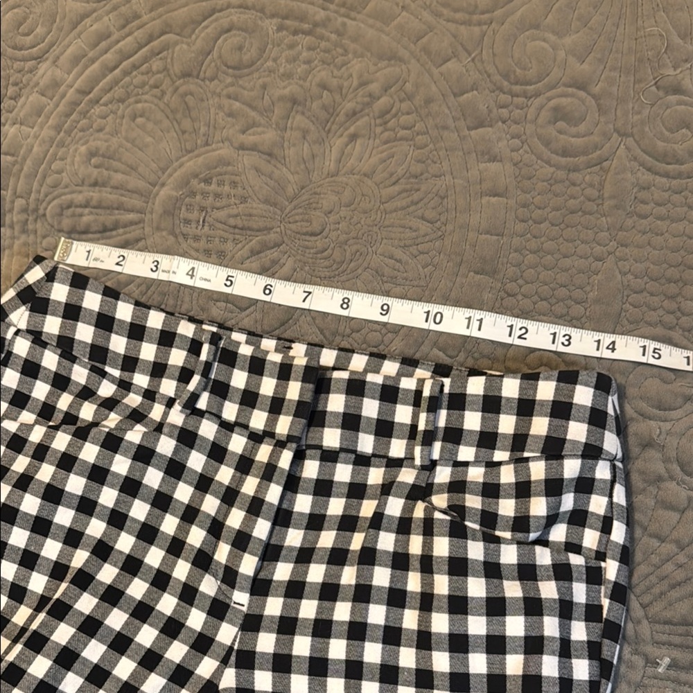 LOFT Black and White Checkered Pants - Picture 8 of 10